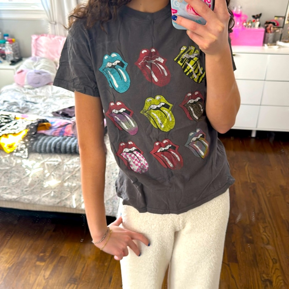 rolling stones tshirt, grey, trendy, vintage look, new condition